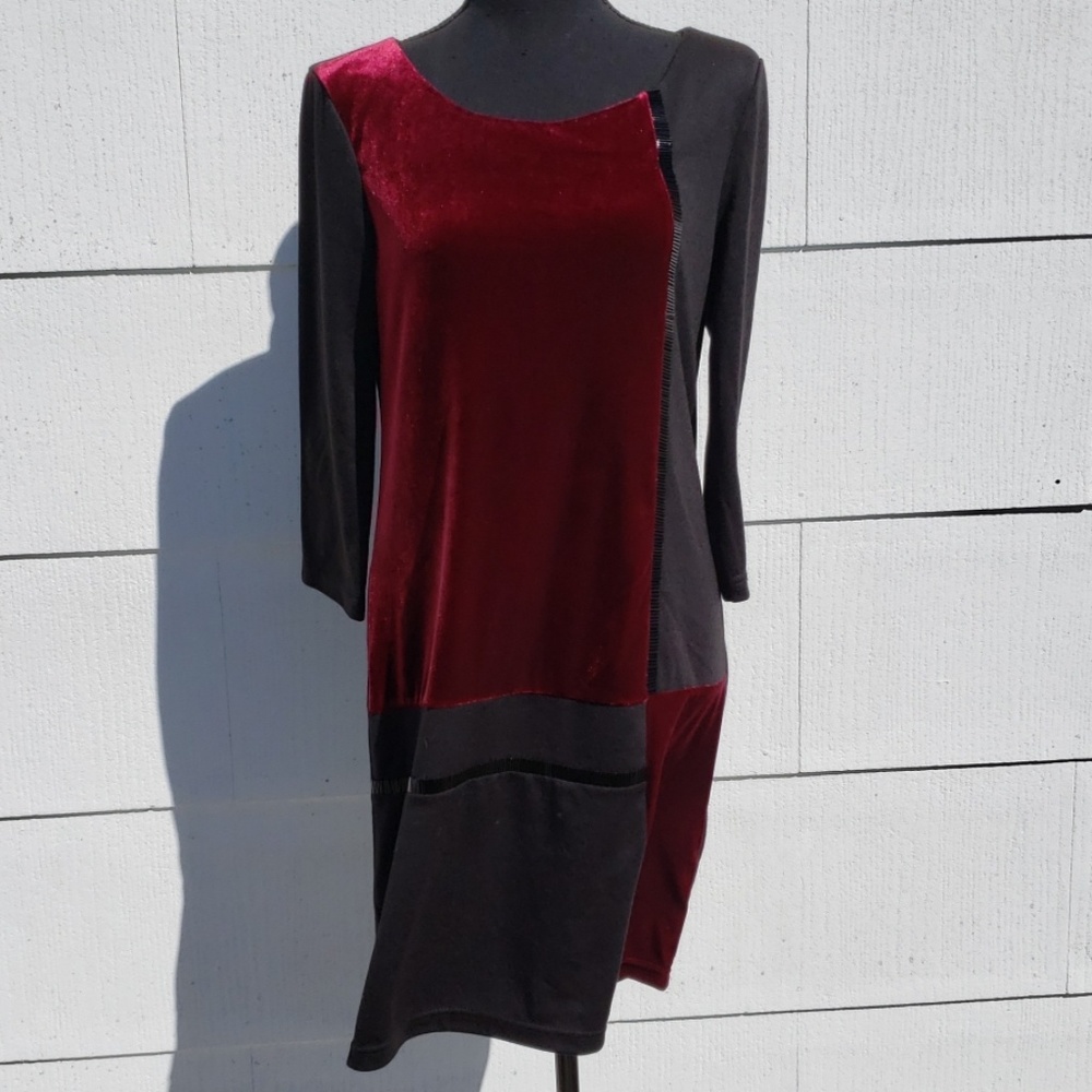 Jessica Red Black Velvet Shift Dress Size Medium